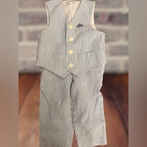 Edgehill Collection baby boy set. 12 months.